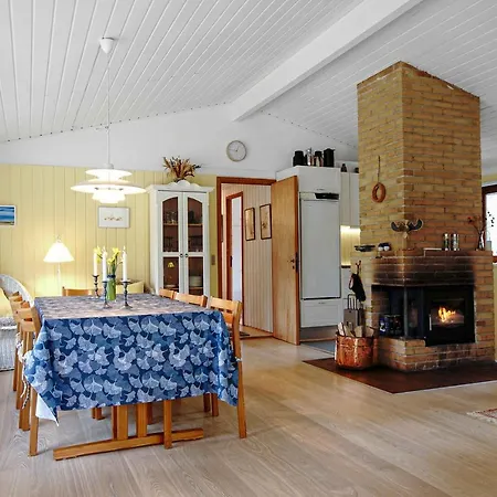 Summer House In The Middle Of The Forest Store Fuglede