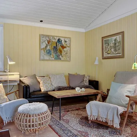 別荘 Summer House In The Middle Of The Forest *